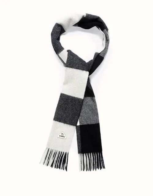 EVERAU® Tartan Scarf