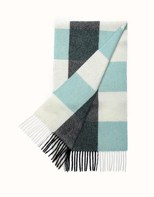 EVERAU® Tartan Scarf