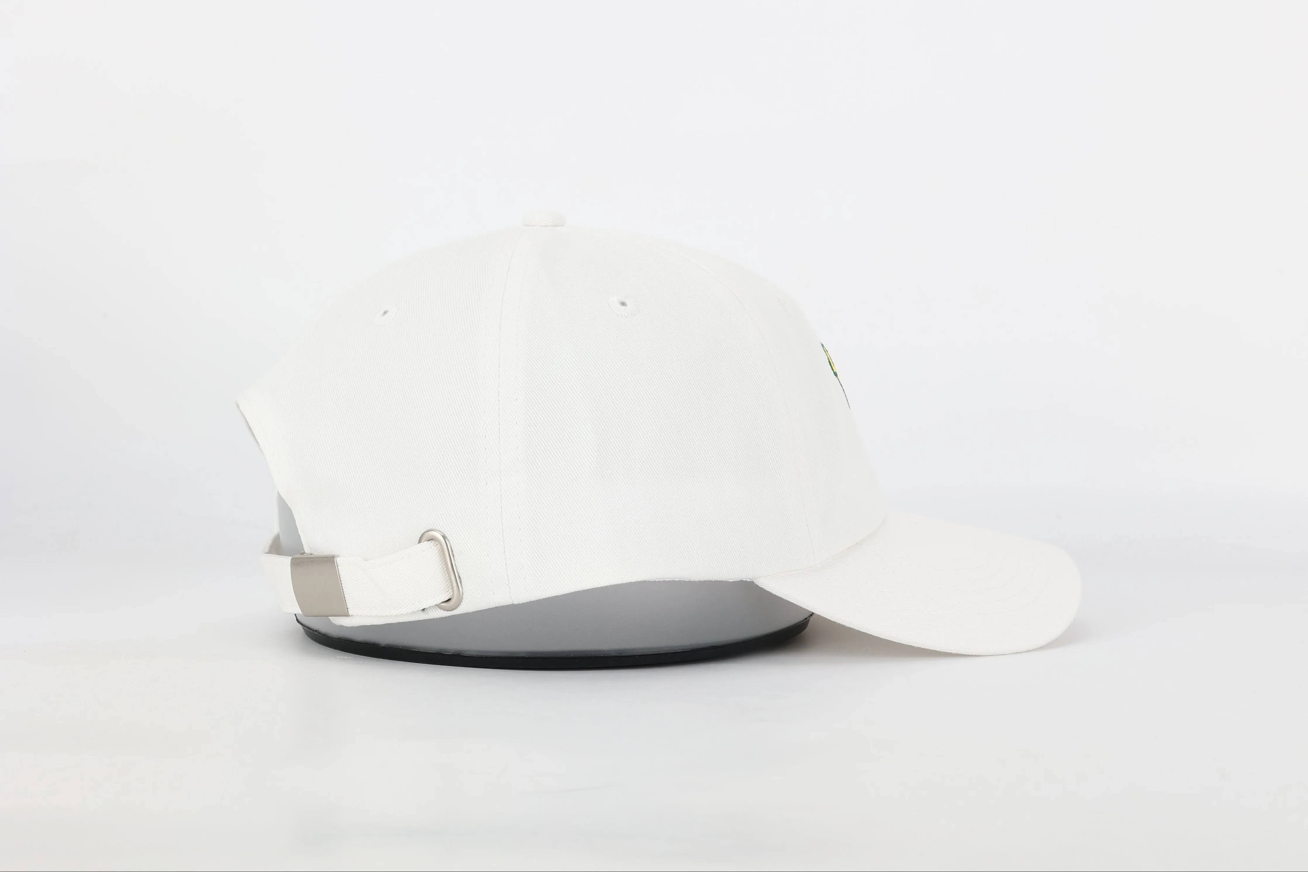 Golden Retriever Hat | White