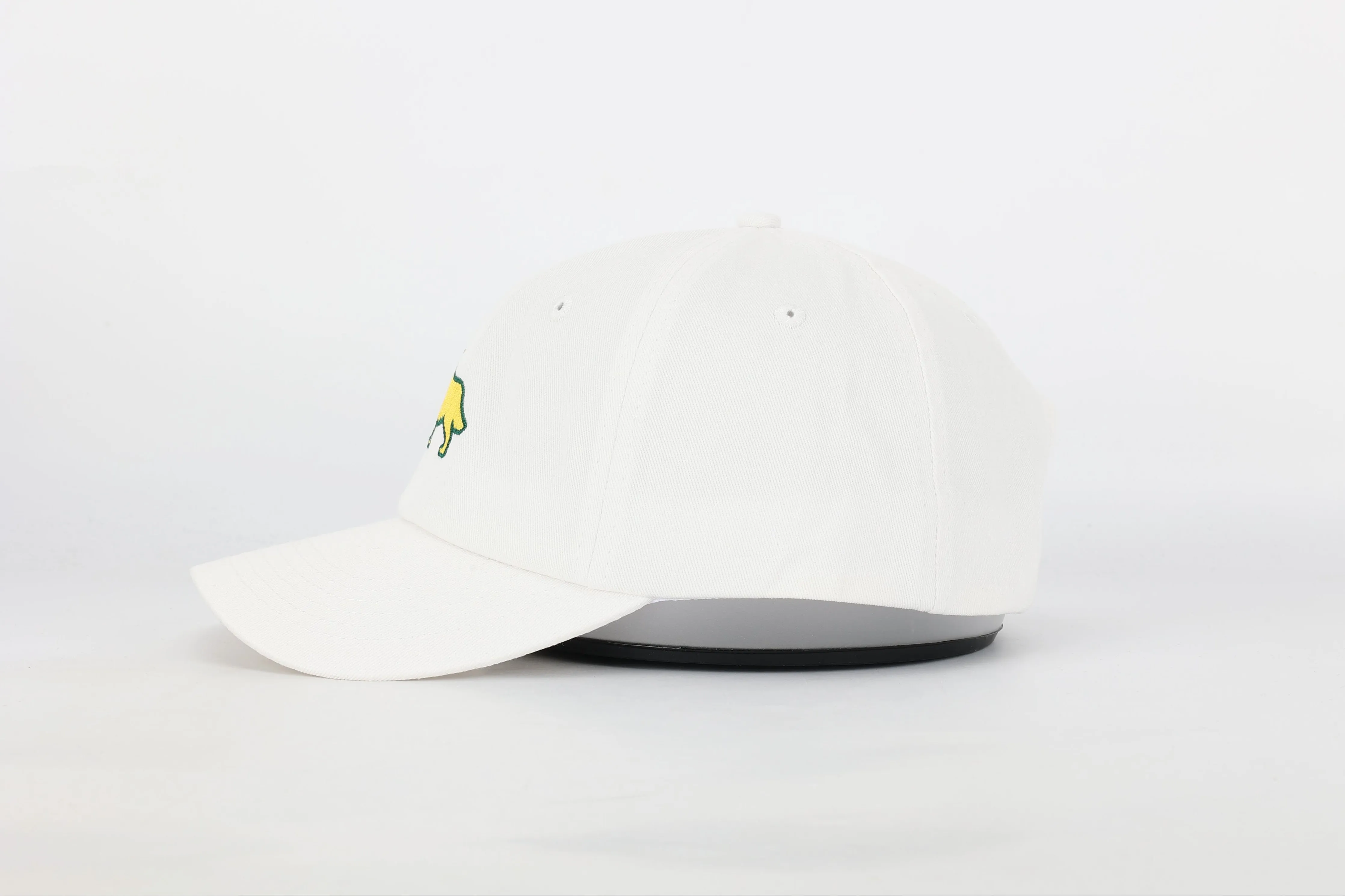 Golden Retriever Hat | White