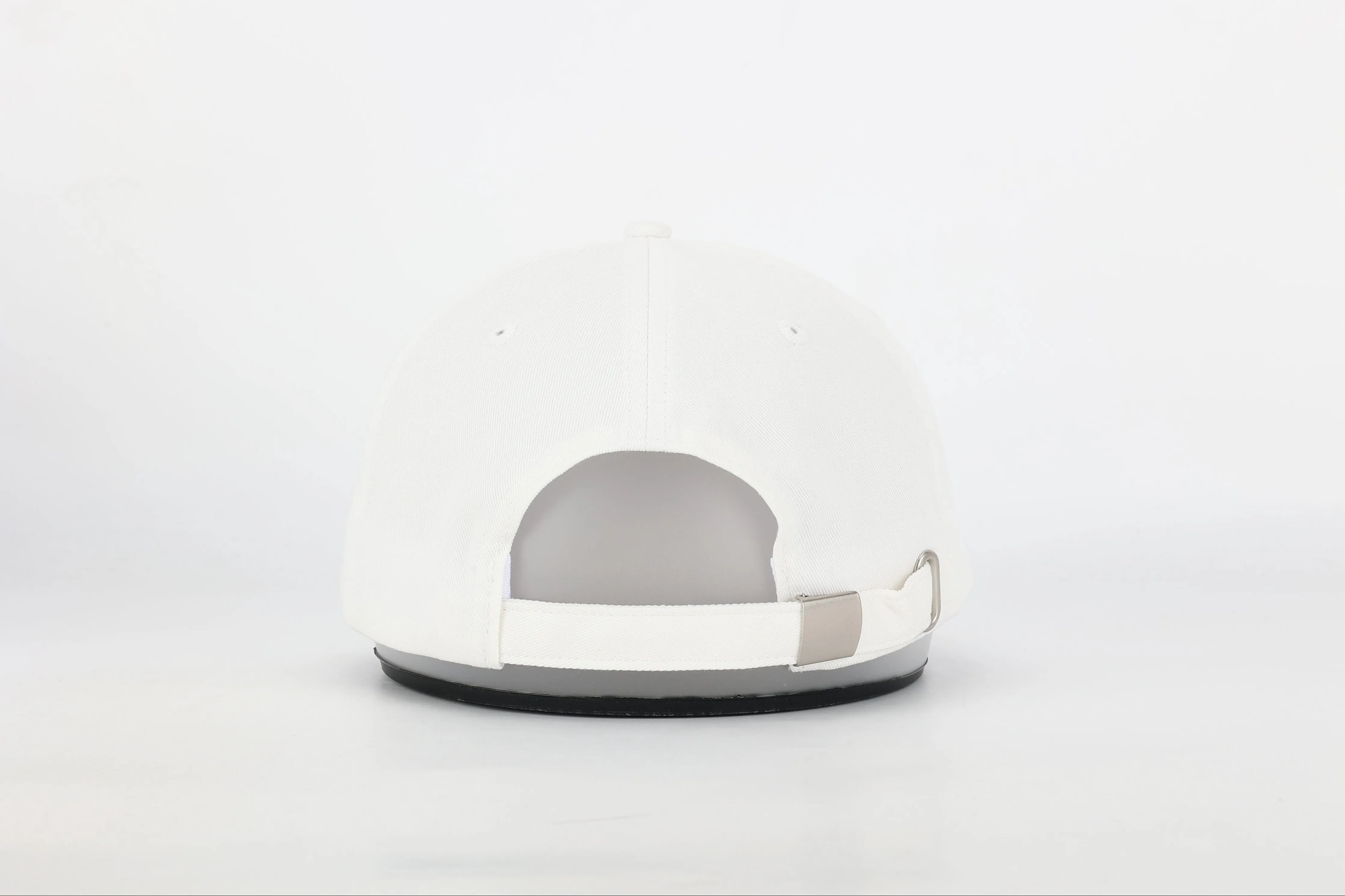 Golden Retriever Hat | White