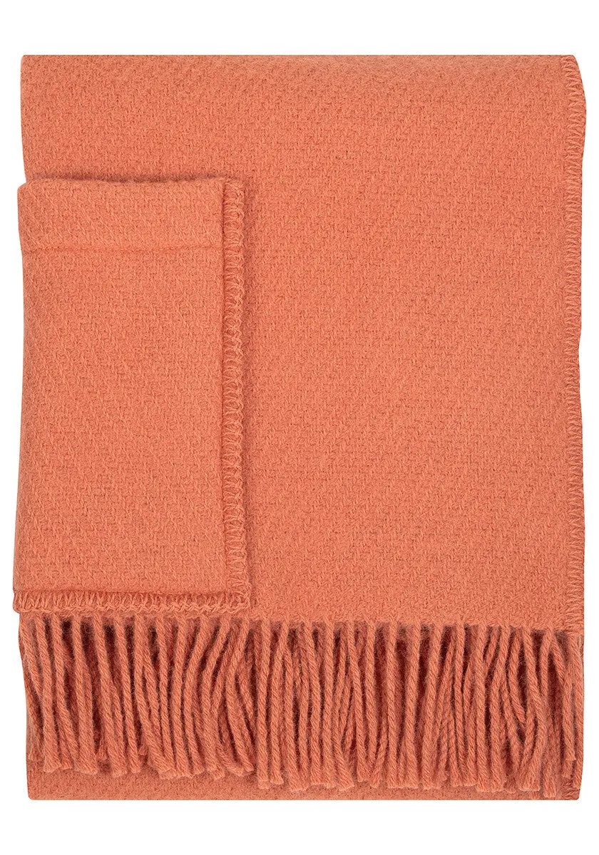 Lapuan Kankurit Uni Wool Pocket Shawl