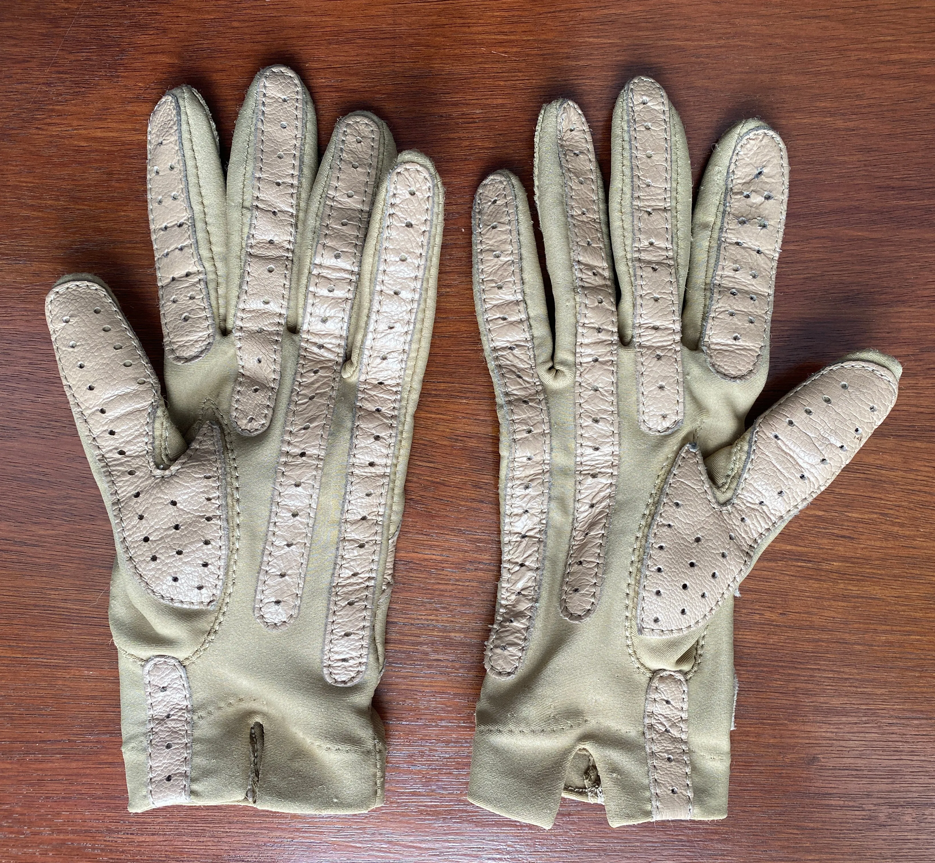 Vintage Nude Tan Leather Stretch Driving Gloves