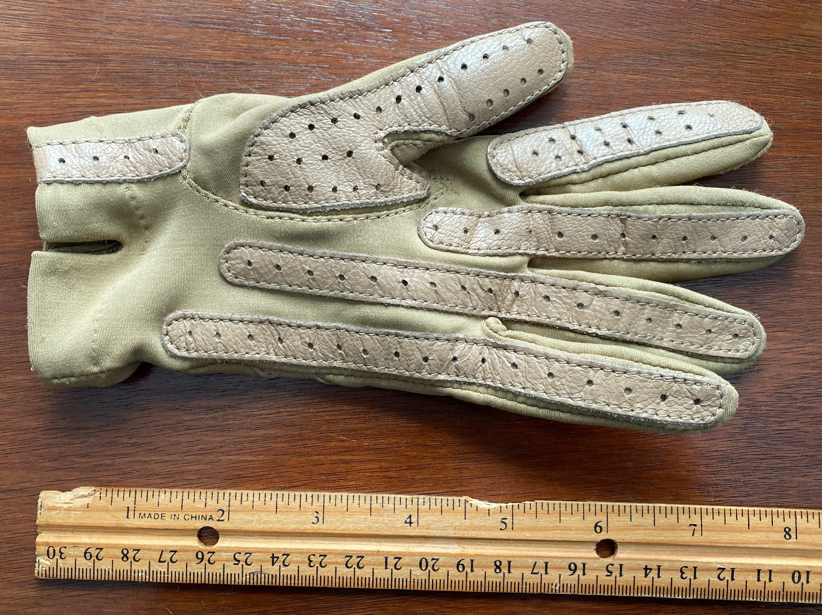 Vintage Nude Tan Leather Stretch Driving Gloves